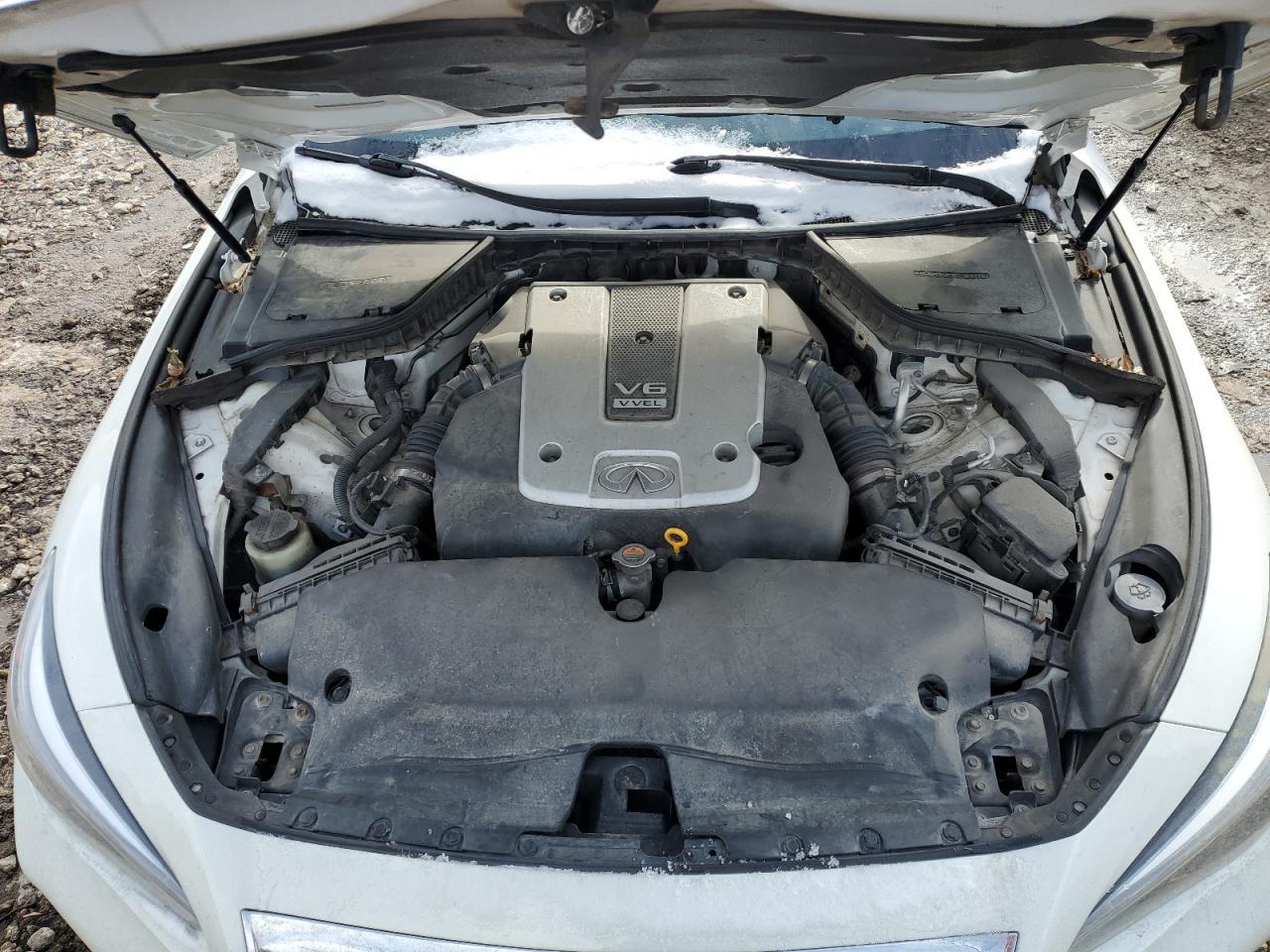 2015 Infinity Q50