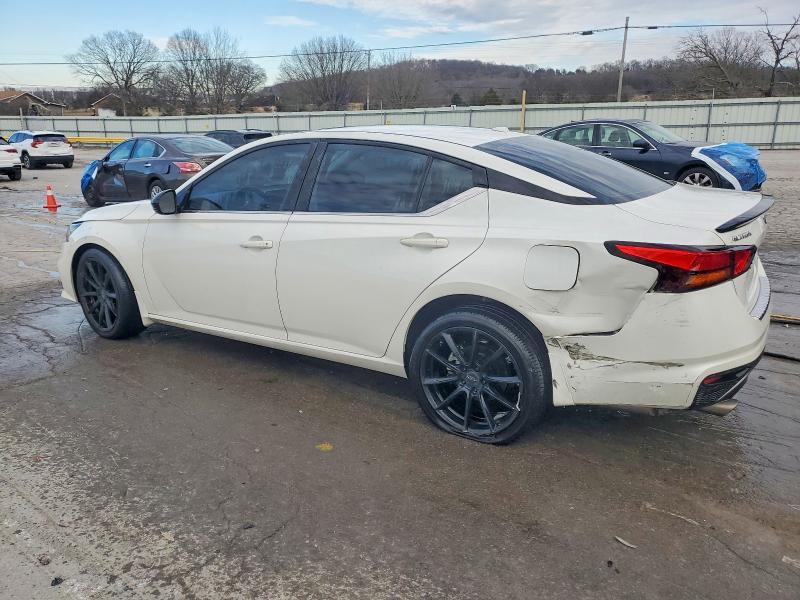 2019 Nissan Altima sr