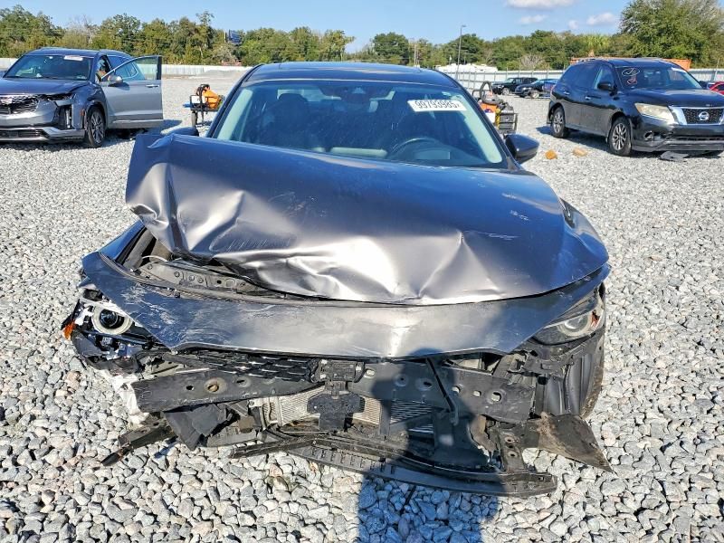 2019 Mazda 3 Premium