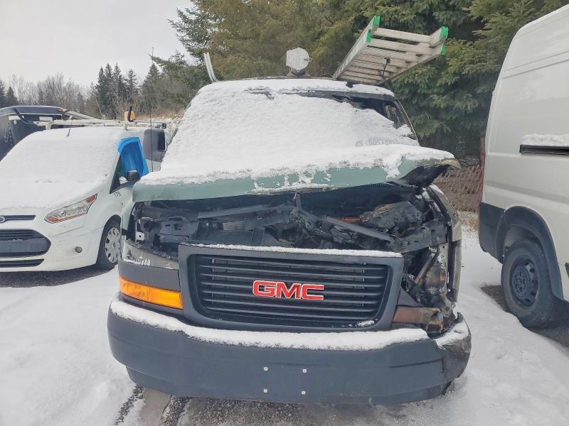 2023 GMC Savana G2500