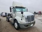 2016 International 8600 Semi Truck