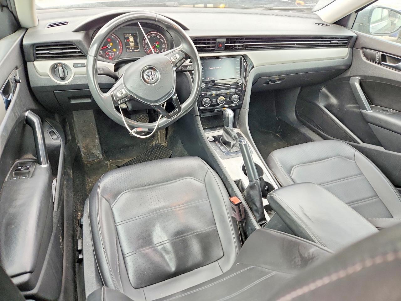 2021 Volkswagen Passat se