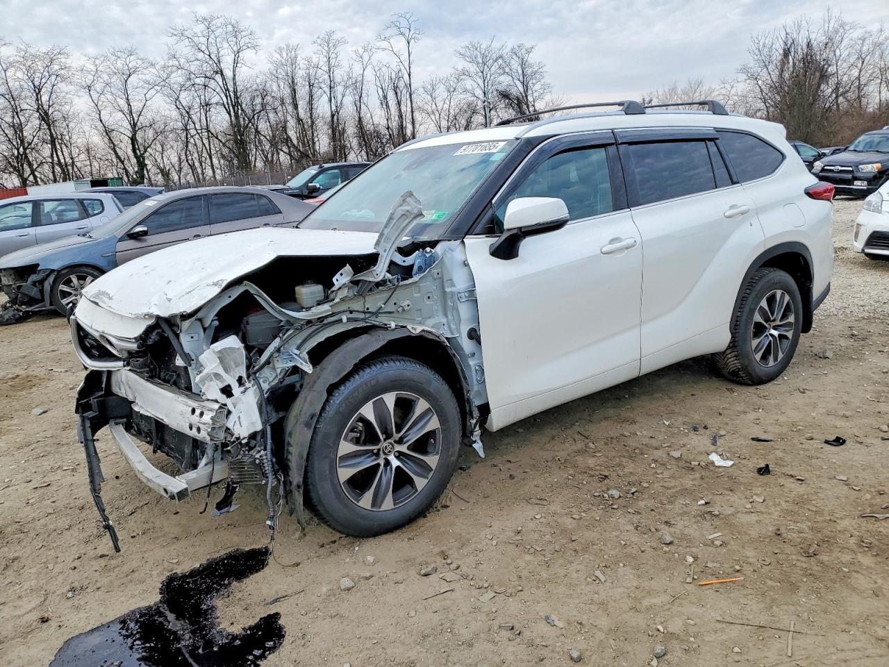 2021 Toyota Highlander xle