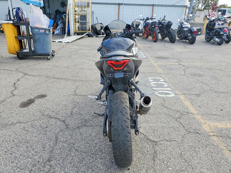 2021 Yamaha YZFR3 A