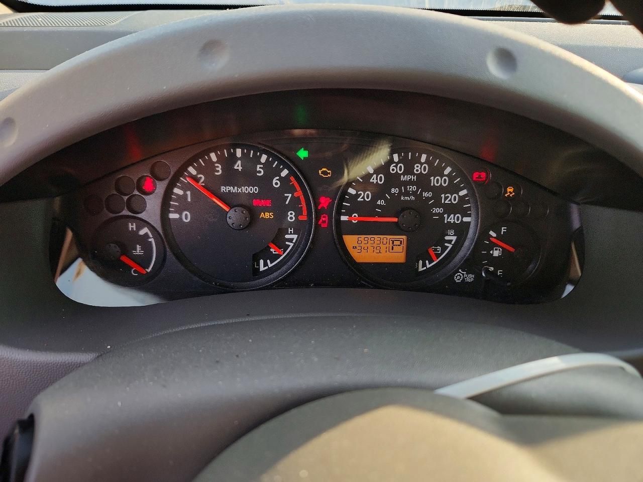 2014 Nissan Frontier s