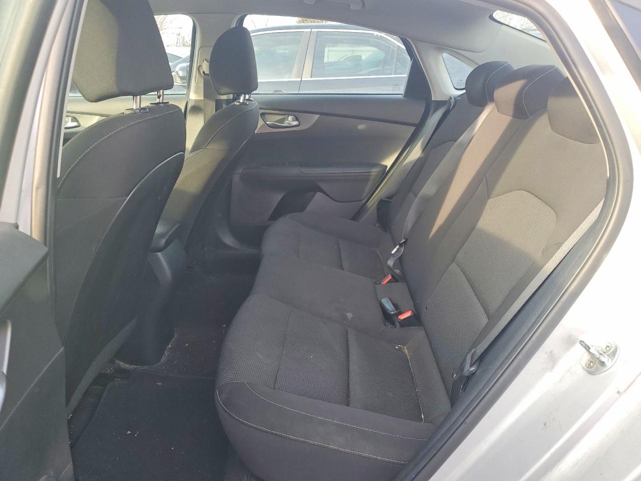 2021 KIA Forte fe