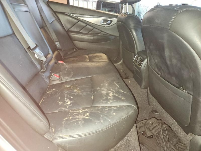 2016 Infiniti Q50 Premium