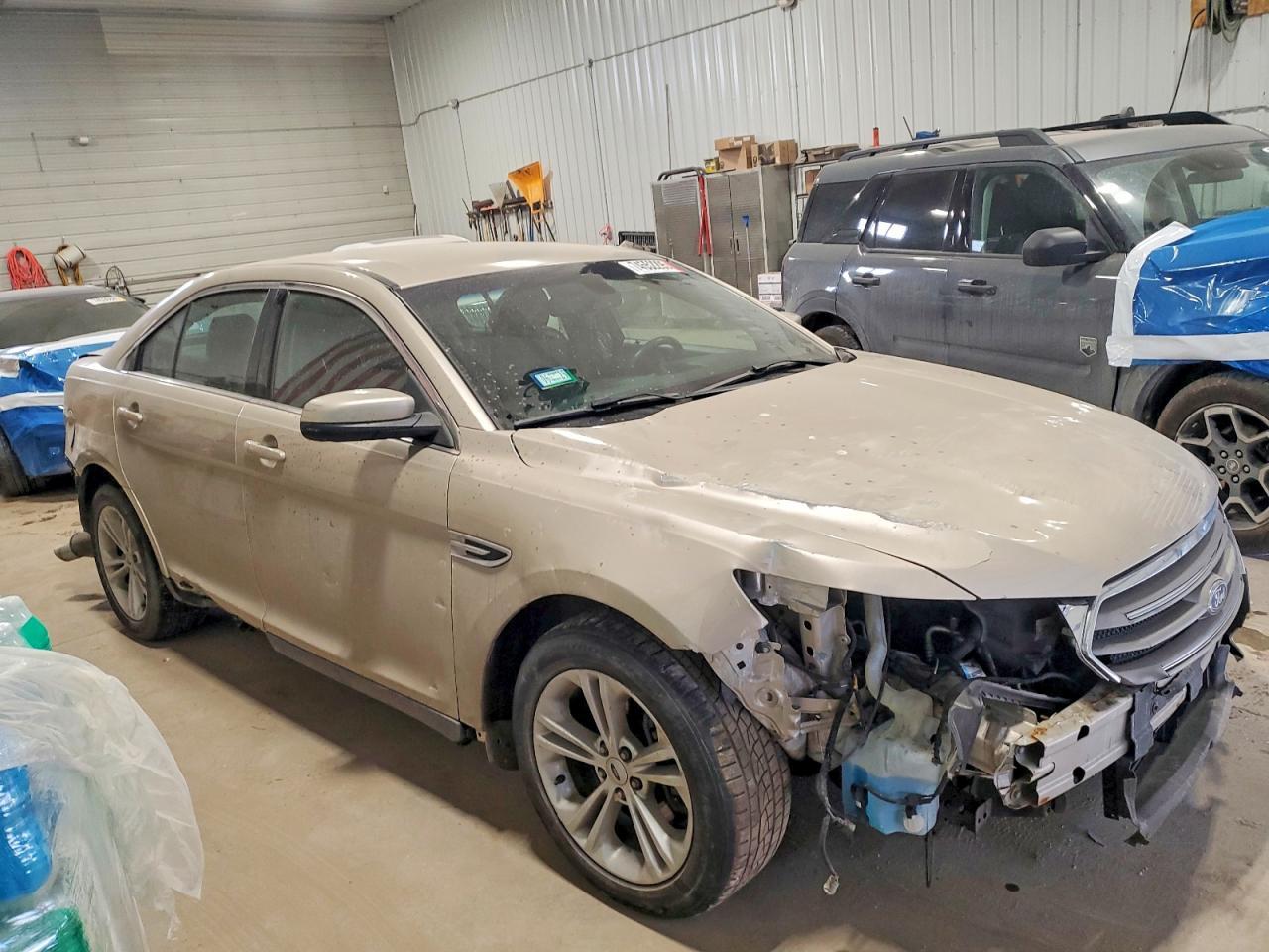 2018 Ford Taurus sel