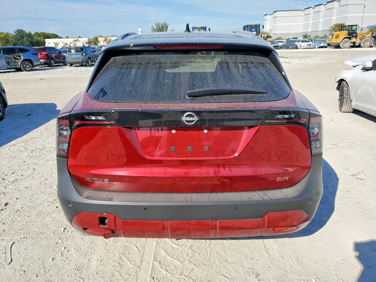 2025 Nissan Kicks sr