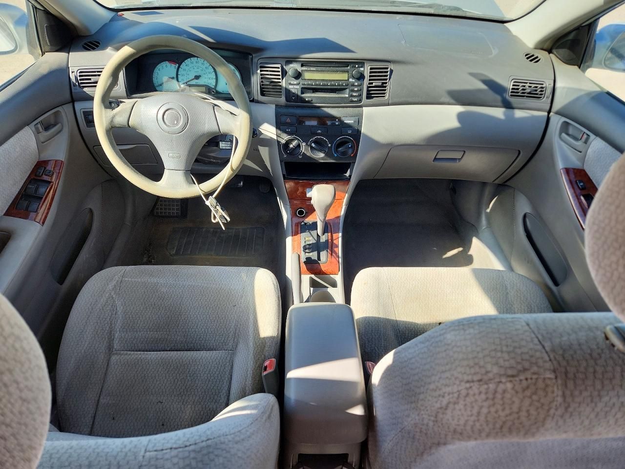 2004 Toyota Corolla ce