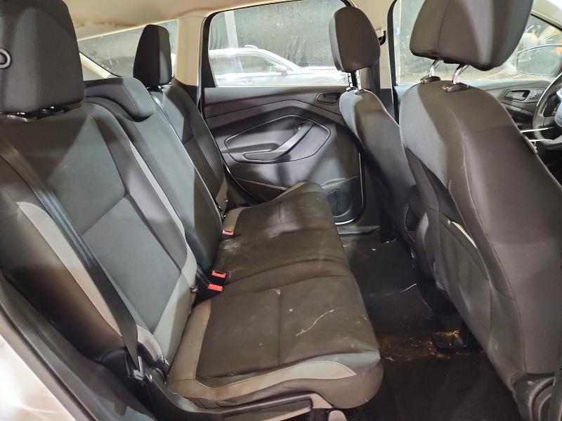 2016 Ford Escape s