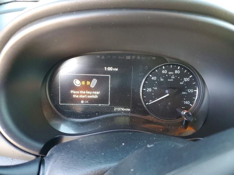 2024 Nissan Kicks sr