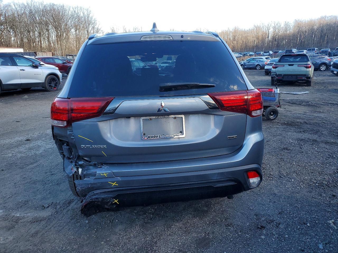 2020 Mitsubishi Outlander se