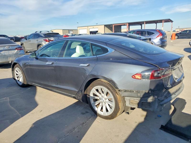 2020 Tesla Model s