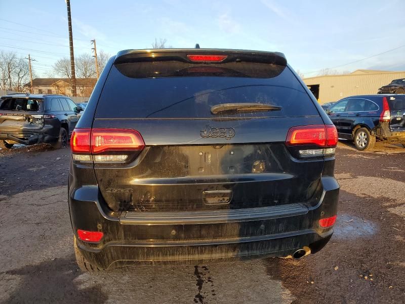 2020 Jeep Grand Cherokee Laredo