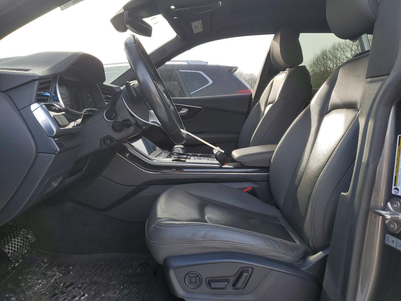 2019 Audi Q8 Premium Plus