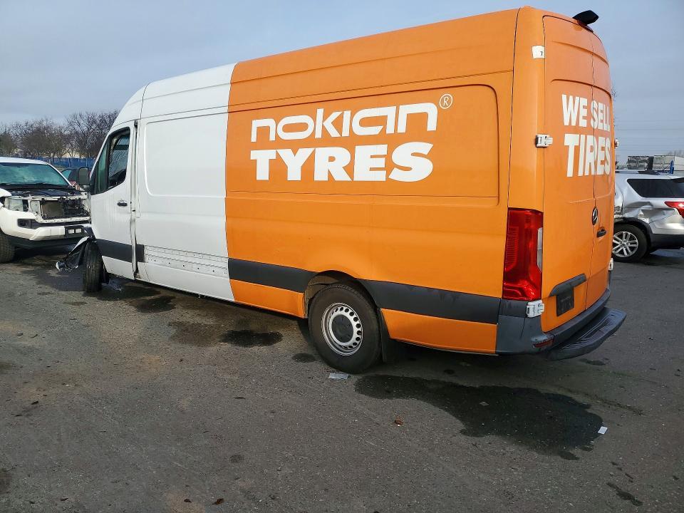 2022 Mercedes-Benz Sprinter 2500