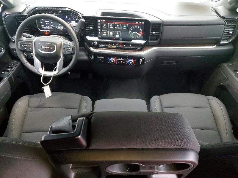 2025 GMC Sierra K1500 Elevation