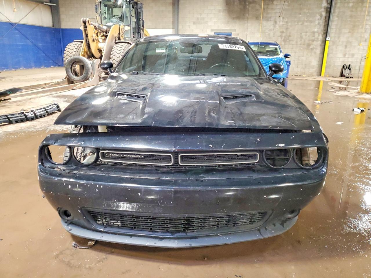 2015 Dodge Challenger sxt