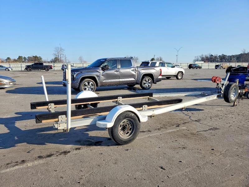 2004 Road King Boat Trailer