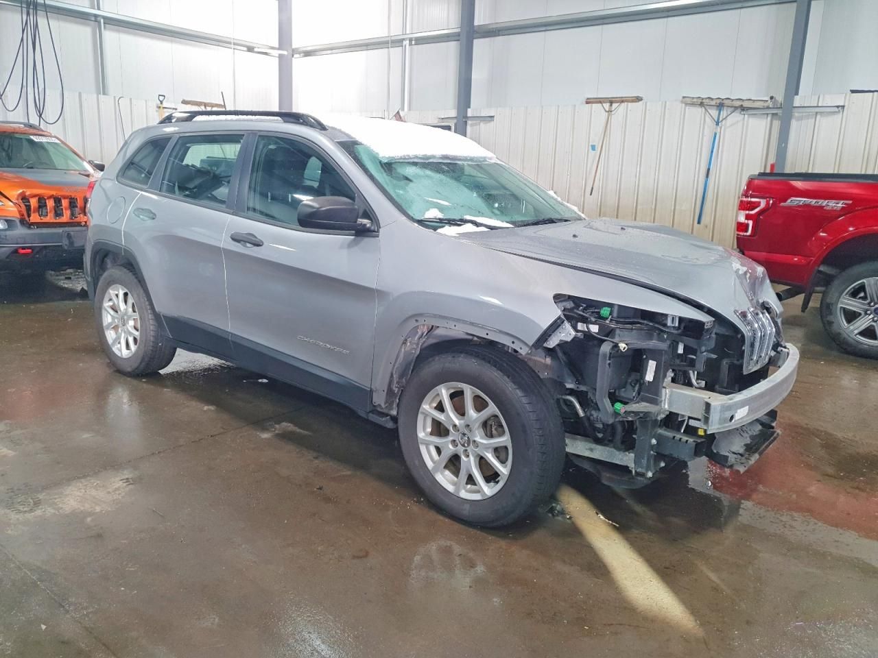 2016 Jeep Cherokee Sport