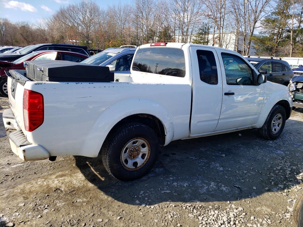 2018 Nissan Frontier s