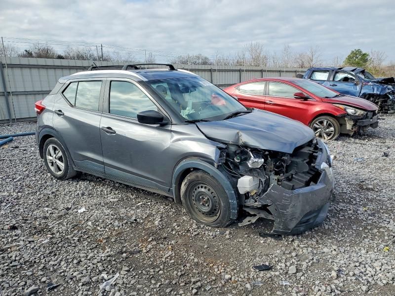 2018 Nissan Kicks s