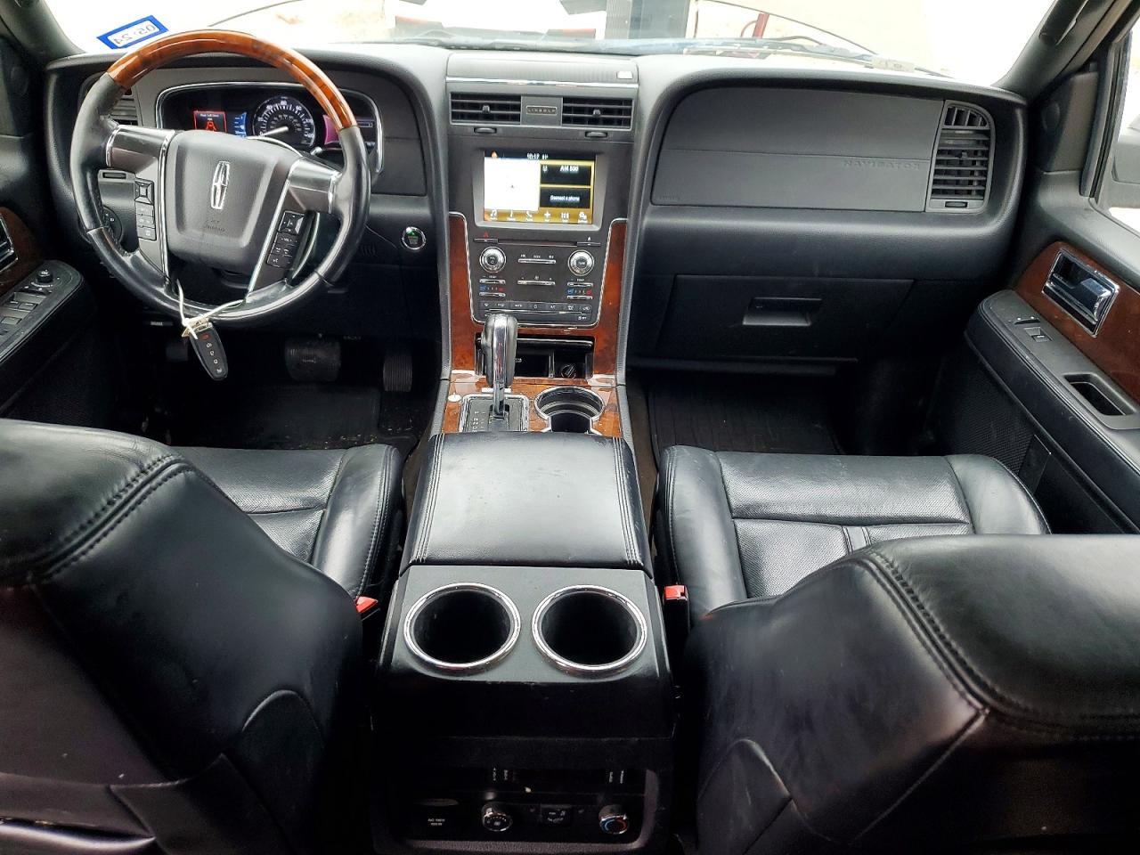 2016 Lincoln Navigator Select