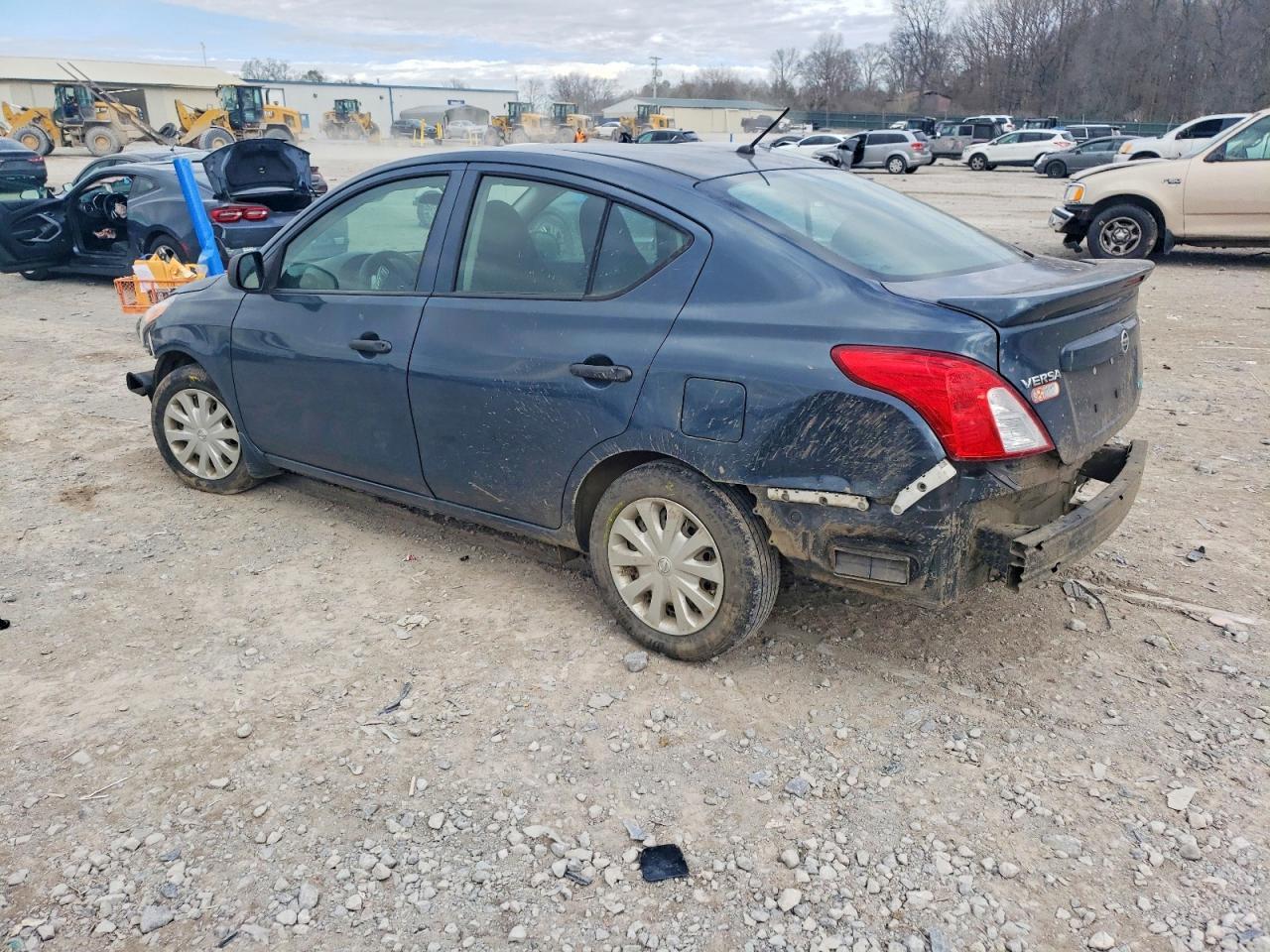 2015 Nissan Versa s