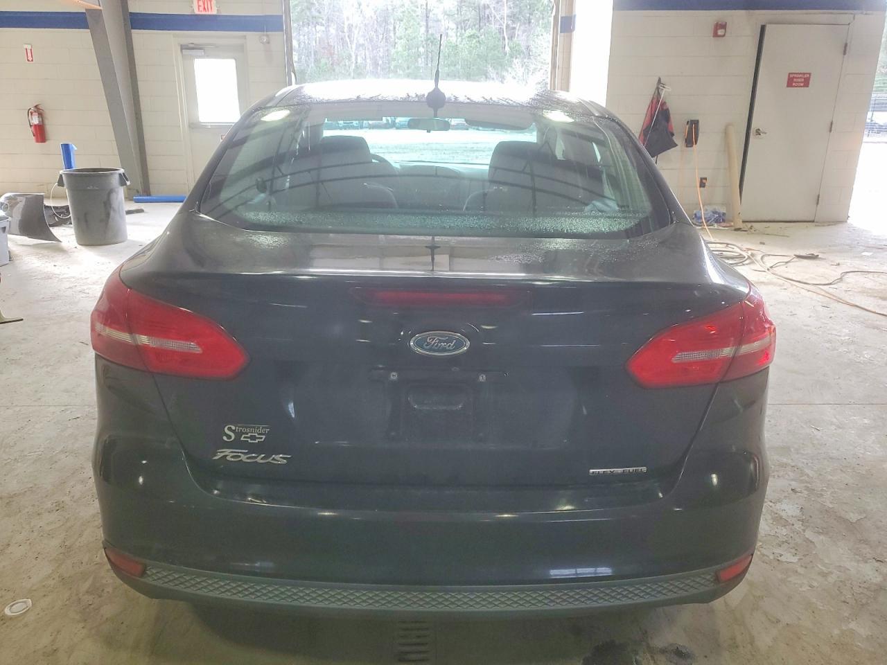 2015 Ford Focus s