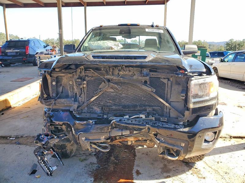 2018 GMC Sierra K3500 Denali