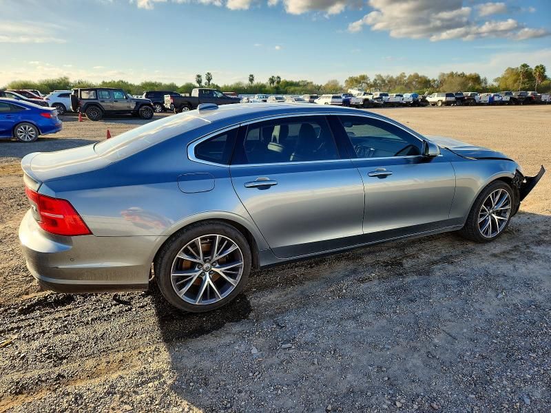2018 Volvo S90 T5 Momentum