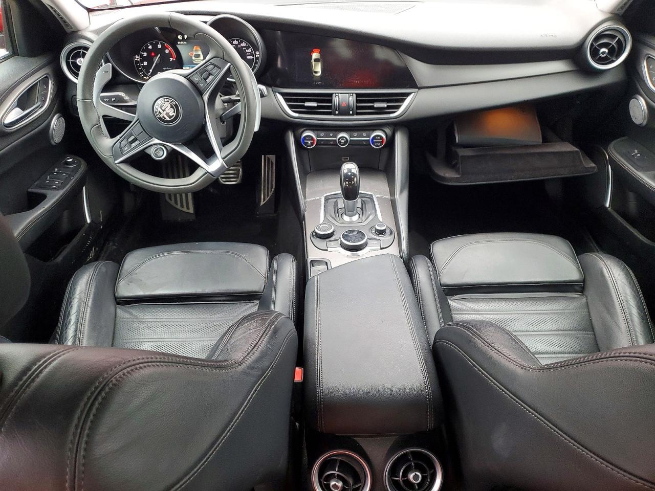 2018 Alfa Romeo Giulia ti Q4