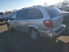 2005 Dodge Grand Caravan se