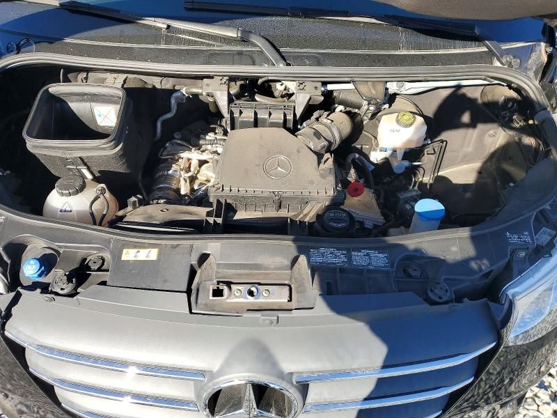 2024 Mercedes-Benz Sprinter 2500