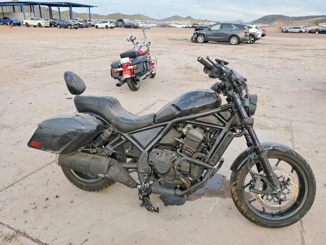 2023 Honda CMX1100 T