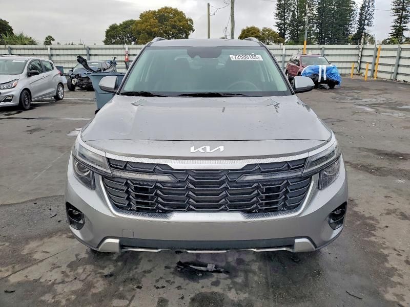 2025 KIA Seltos ex