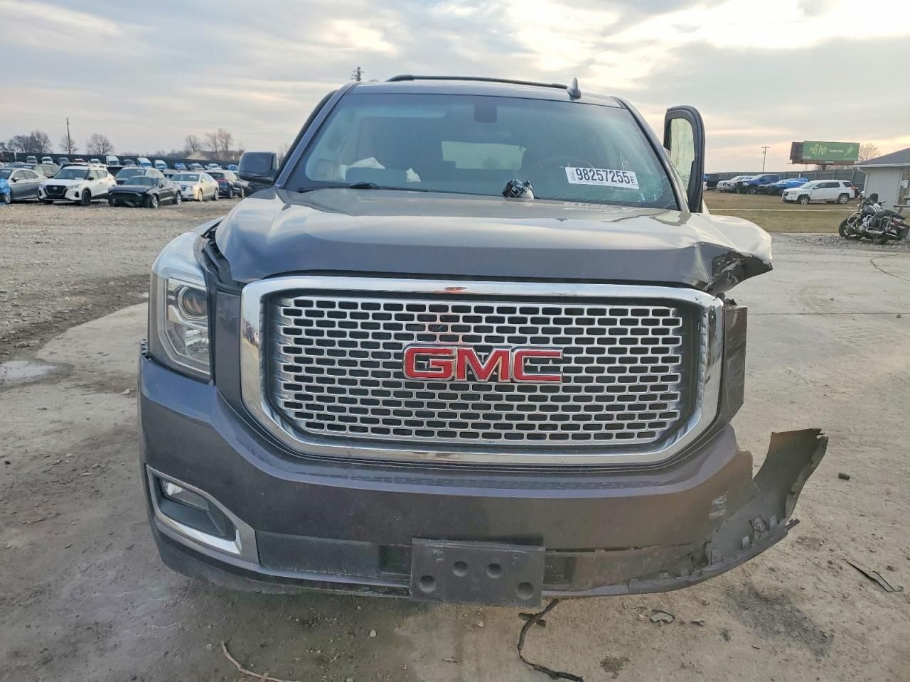 2017 GMC Yukon xl K1500 sle