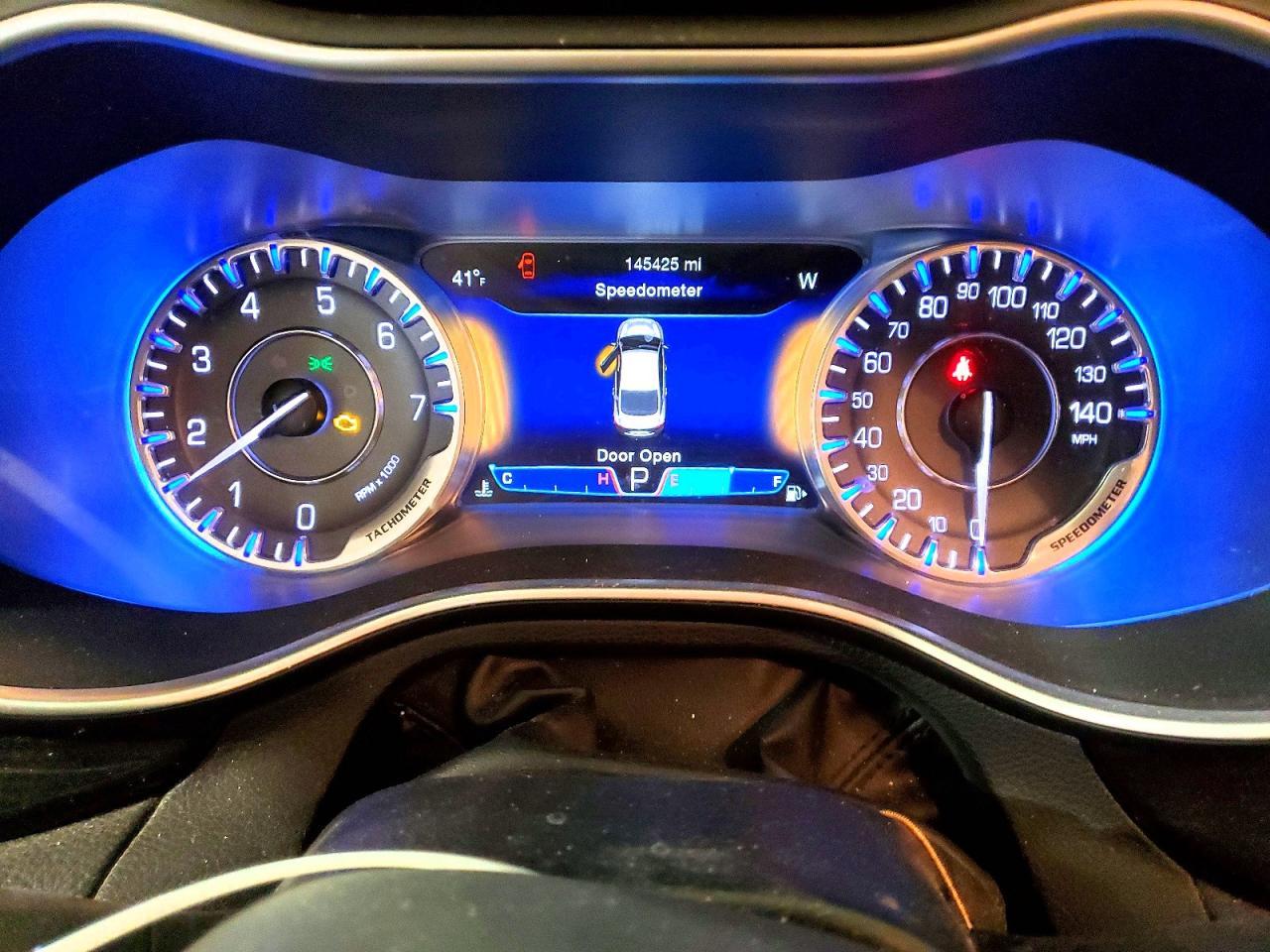 2015 Chrysler 200 c