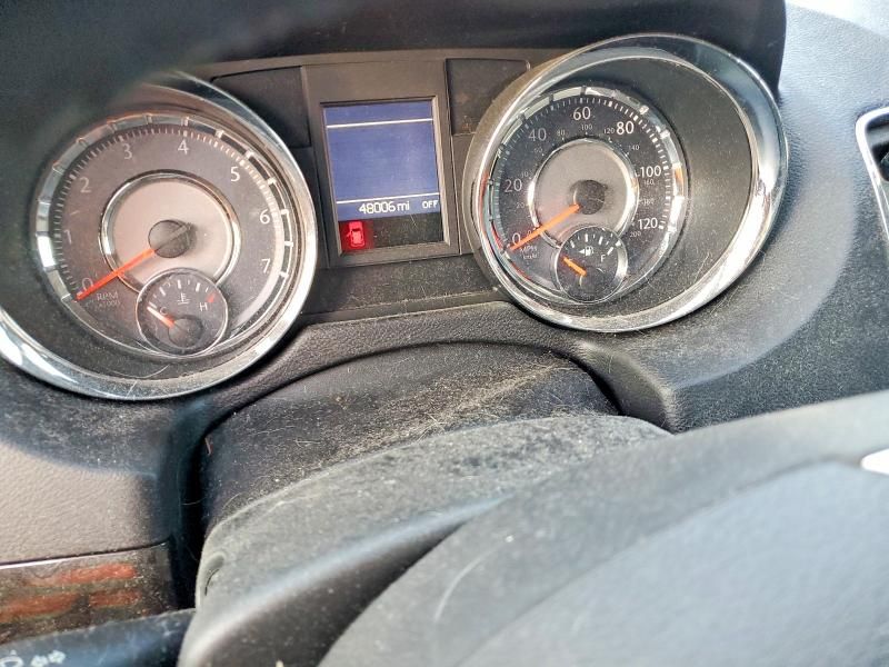 2014 Chrysler Town & Country Touring