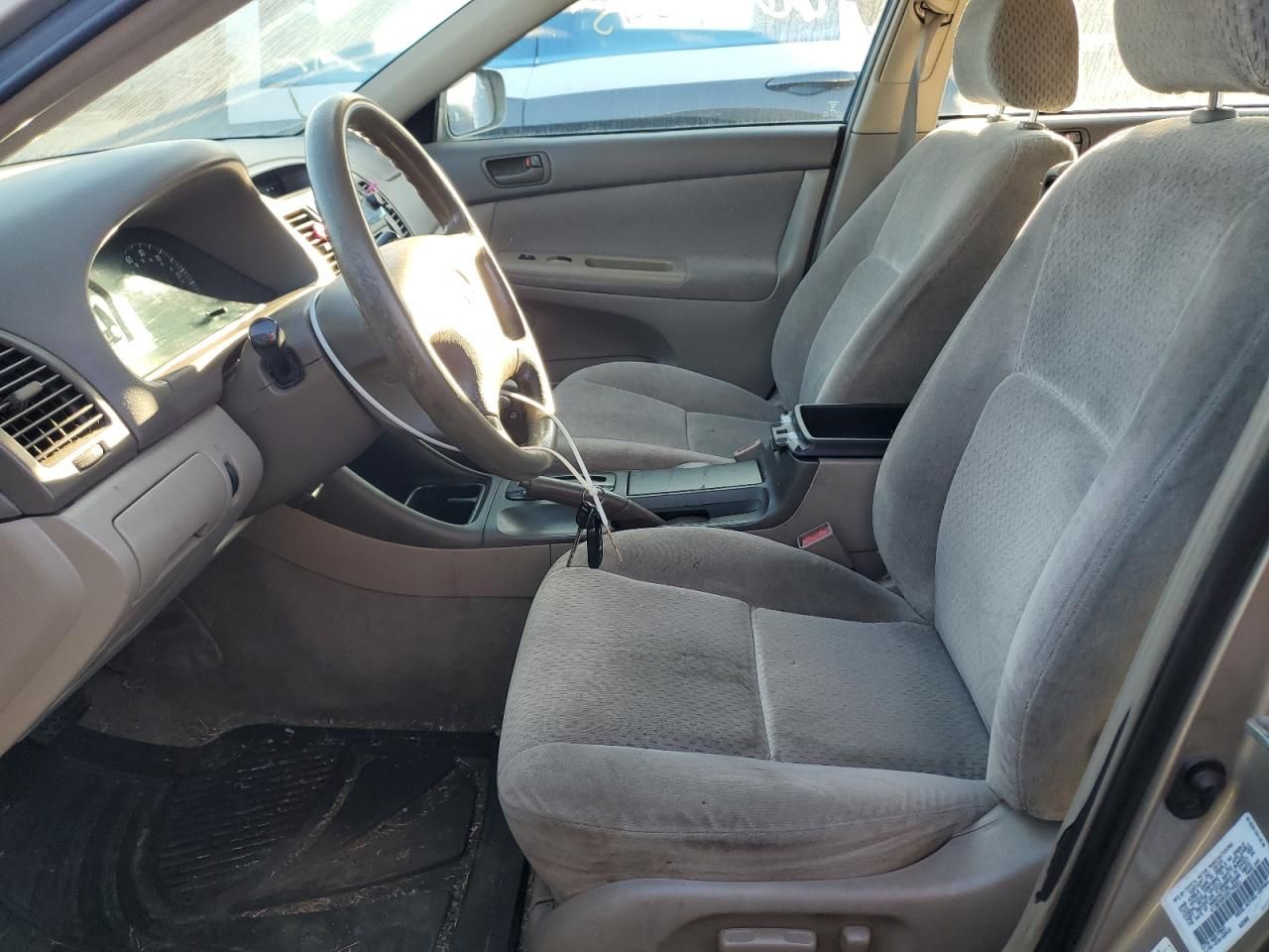 2003 Toyota Camry le