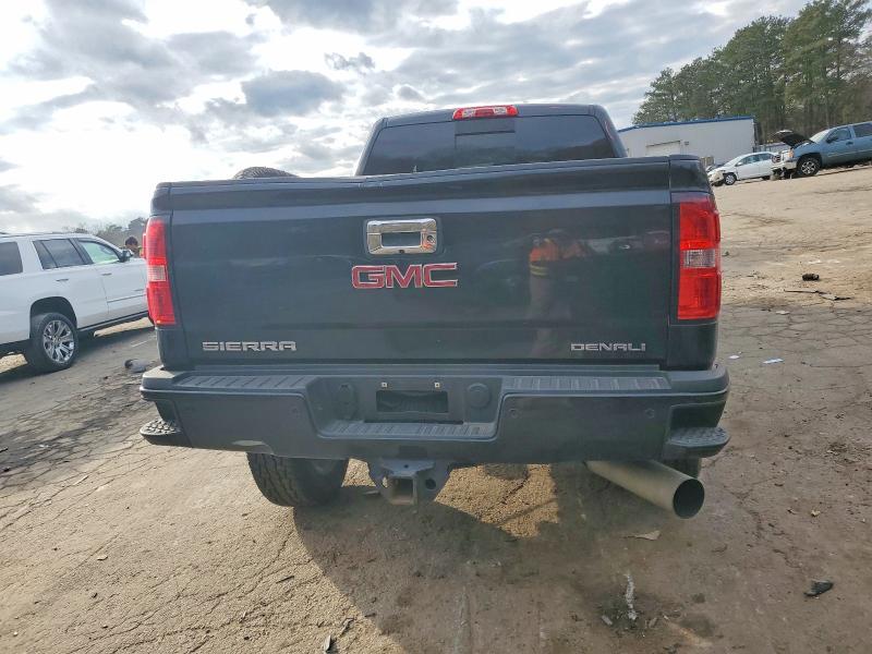2016 GMC Sierra K2500 Denali