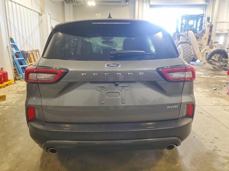 2025 Ford Escape st Line