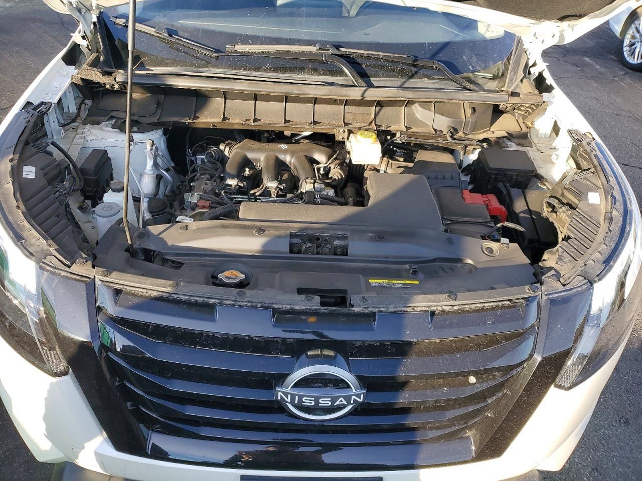 2024 Nissan Pathfinder sv