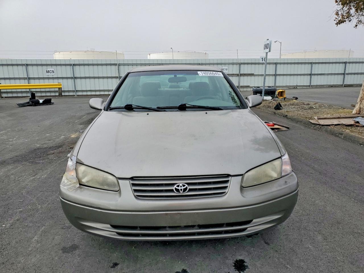 1997 Toyota Camry le