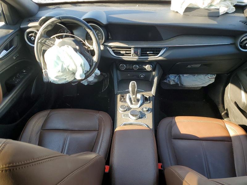 2022 Alfa Romeo Stelvio ti