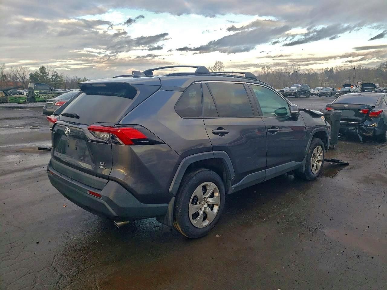 2020 Toyota Rav4 le