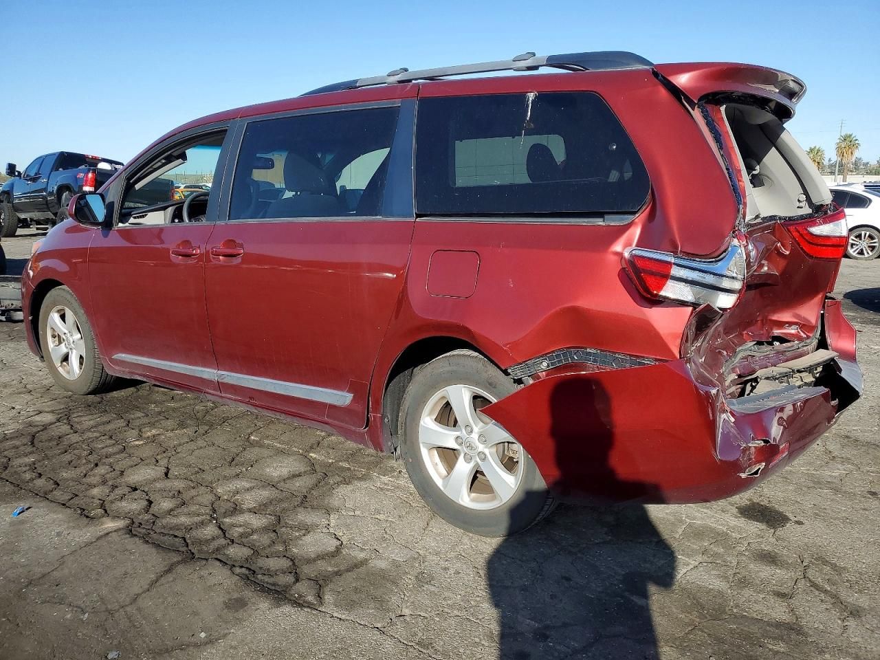 2016 Toyota Sienna le