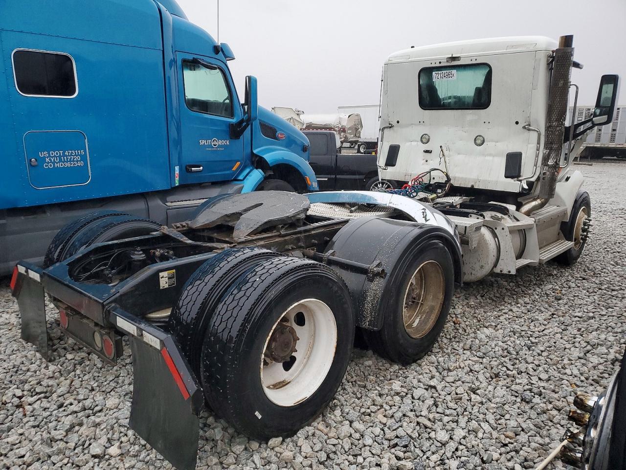 2016 Peterbilt 579 Semi Truck