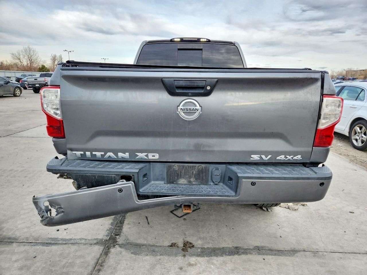 2017 Nissan Titan xd sl